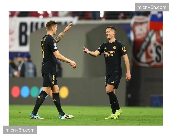 巴斯克斯多面手属性依旧 皇马右路攻防的可靠替补选择